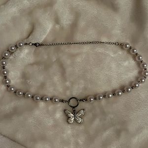 y2k pearl silver butterfly choker/necklace